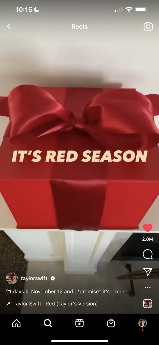 imtiffanyblair's tweet photo. Okay but we still don’t know what was filmed at her apartment 👀 and what all this was for. #RedTaylorsVersion https://t.co/K3dhj8M7x3