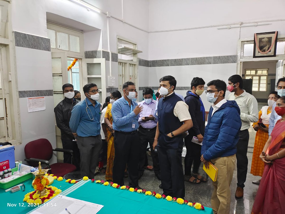 bengalurulive_'s tweet photo. Pneumonia vaccine for kids launched in #Bengaluru
#BBMP #SpecialCommissioner #ThrilokChandra launches #PCV programme in presence of #WHO representatives
https://t.co/9gXl35I9ix
#Bangalore #Karnataka #UniversalImmunizationProgramme #pneumococcalvaccine #WorldPneumoniaDay @dhfwka https://t.co/SQdcuIYM6d