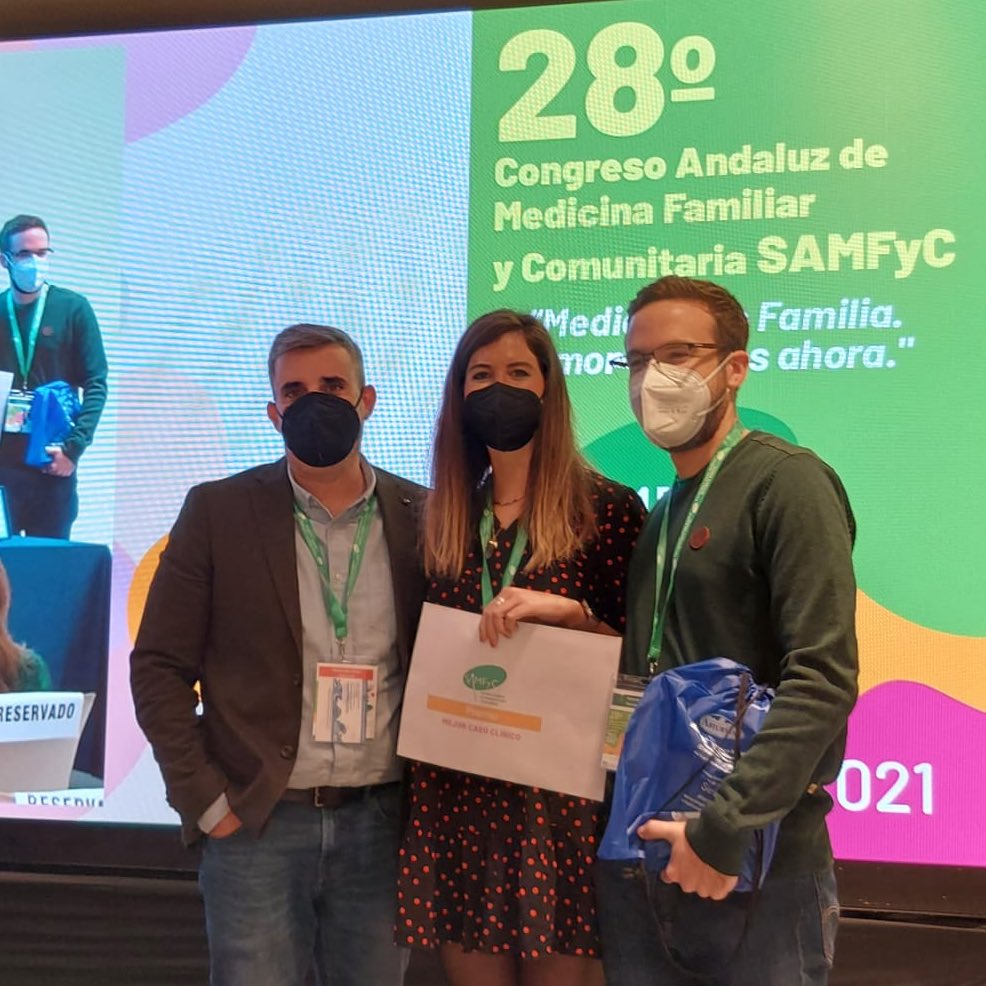 CongresoSAMFyC's tweet photo. Entrega de premios #SAMFyC2021 a mejores comunicaciones orales (caso clínico AP, caso clínico urgencias, trabajo final de residencia y resultado de investigación)
Enhorabuena ! https://t.co/Op8kp1sqv2