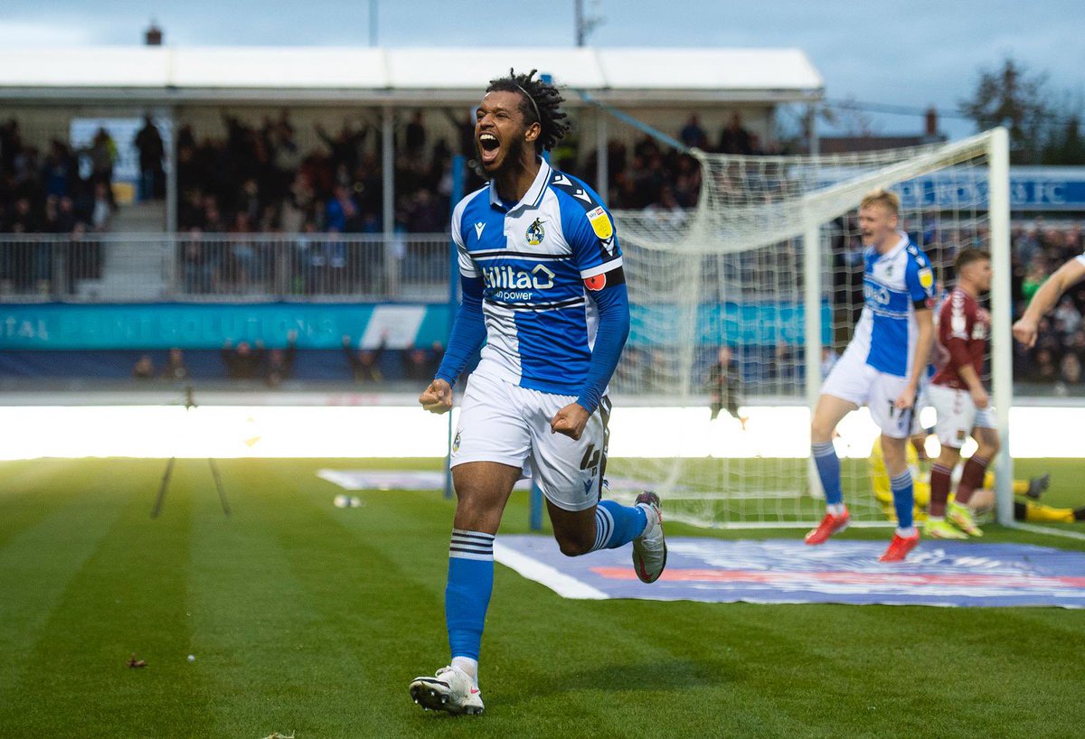 Official_BRFC's tweet photo. 📸 Loving your work @Joshua_Grant1 

#BristolRovers https://t.co/dTimUSrGGf