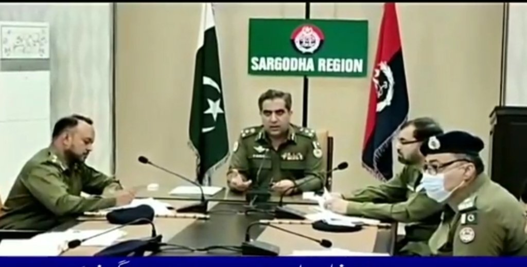 Aainanewstv's tweet photo. آرپی اوسرگودھامحمدفیصل رانا کی زیر صدارت آپریشنل،کرائم کنٹرول اور لاء اینڈ آرڈر اجلاس۔نیشنل ایکشن پلان کے تحت درج مقدمات میں بہتری لائیں۔زینب الرٹ ایپلی کیشن کی تشہیرکیجائے۔ہوائی فائرنگ،نمائش اسلحہ و پتنگ بازی کےخلاف سخت ایکشن لیں
 آرپی اوسرگودھامحمد فیصل رانا
@OfficialDPRPP https://t.co/ElNIoNVRNY