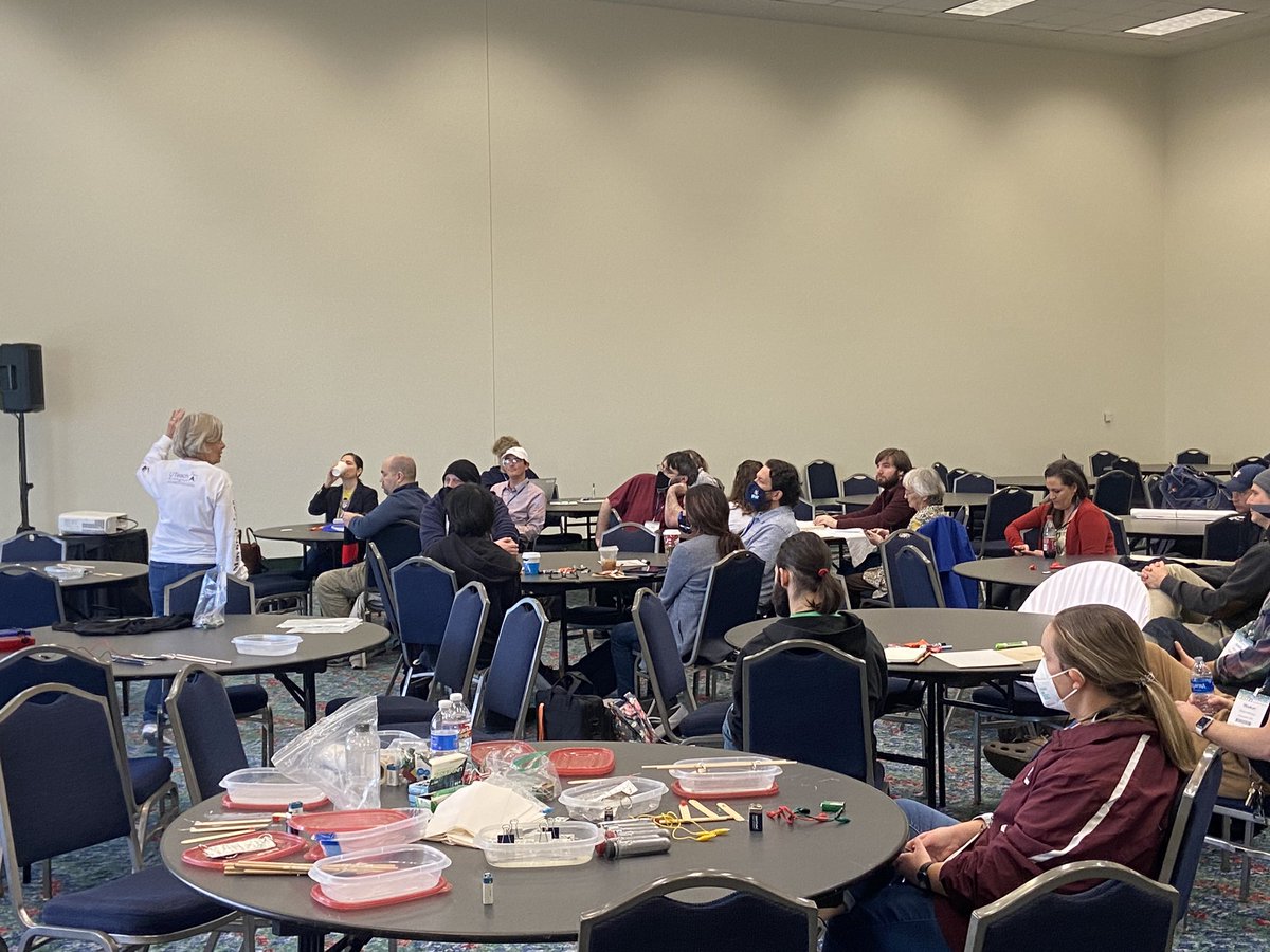 tsaapt's tweet photo. @KJMatsler with another great session on magnetic fields with #quantumed ties. Thanks for being a part of the TSAAPT sessions at #STATCAST21 https://t.co/QanIiDJoXz