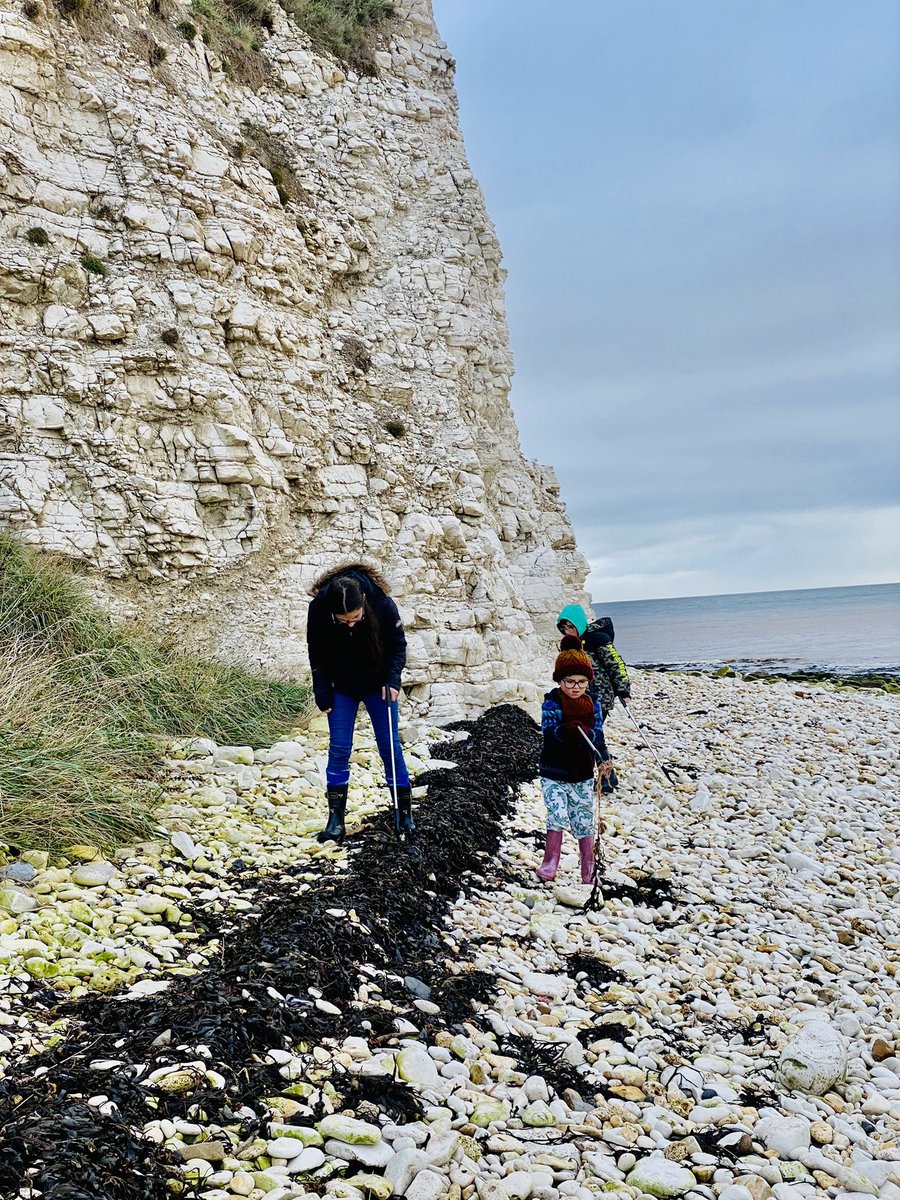 SolonynaAsia's tweet photo. When they say let’s go do a beach clean!!!! Collected a bag full of rubbish, cleared our heads and had a splash about happy weekend guys. @RHA_Leeds @AnnaMacRHA @inspire_malawi @gorse_ruth @BeachCleanOrg @flamborough @Natures_Voice @DanesDyke https://t.co/vGzq8Mn26I