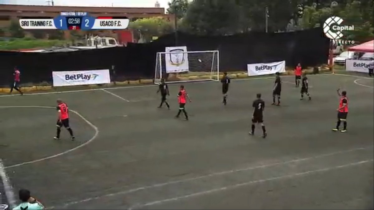 CanalCapital's tweet photo. ⭕ #ENVIVO
#DeportesCapital | Segundo tiempo entre #Usaco Vs #SiroTraining. El marcador va 2-1 a favor de Usaco.
↓
https://t.co/RYcjjy7fRr https://t.co/KJ9V9sRAiC