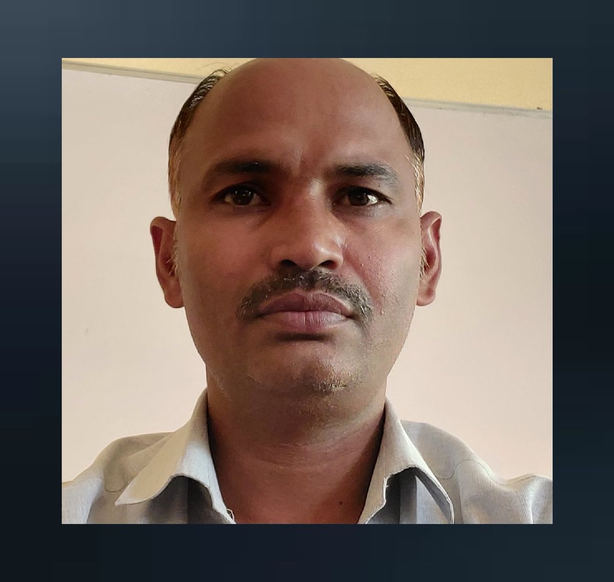 रेसला की असली उड़ान अभी बाकी है
कटौती निरस्त कराने के कई इम्तेहान अभी बाकी है।
अभी तो सिर्फ विरोधियों को डेड घोषित किया  हमने,
अभी तो वेतन कटौती,9,18,27 व OPS बाकी है।।
फॉलो करें व फ़ॉलोबैक पाये।
जय रेसला
जय संगठन
जय जोहार