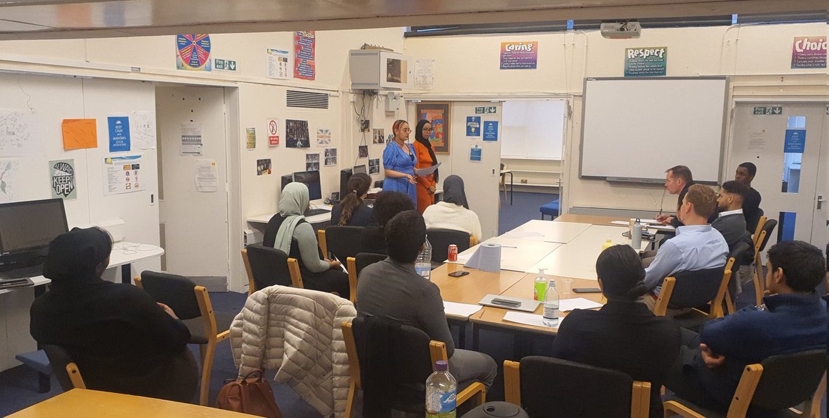 Brightcentres's tweet photo. Thank you to all @Brightcentres candidates and @DeloitteUK staff who joined us yesterday to have a brilliant Transferable Skills Workshop! The future looks #Bright @BCYouthForum https://t.co/xVjWXsBfJn