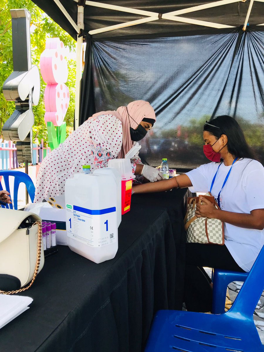 HPA_MV's tweet photo. World Hepatitis Day testing even held today at Iskandharu Maizaan. #HepatitisCantWait #Handstogether #WorldHepatitisDay @SHE_Maldives @WHOMaldives https://t.co/JNkpUzLF8Q