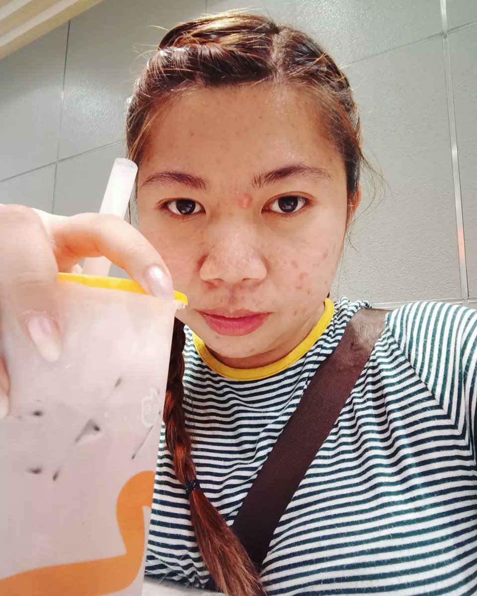 Iamyour_CLn's tweet photo. Saturday vibes❤💋 https://t.co/hnfzzudpSA