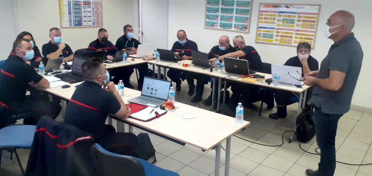 PompiersDuLot's tweet photo. Les @PompiersDuLot présents les 8 et 9-11 à #BagnèreDeBigorre et au @PicduMidi pour la réunion régionale des responsables des Jeunes Sapeurs-Pompiers. #JSP46 #UDSP46 #URSPMP @udsp65 
https://t.co/HiZPj8xX54 https://t.co/wEoVrn0aiz