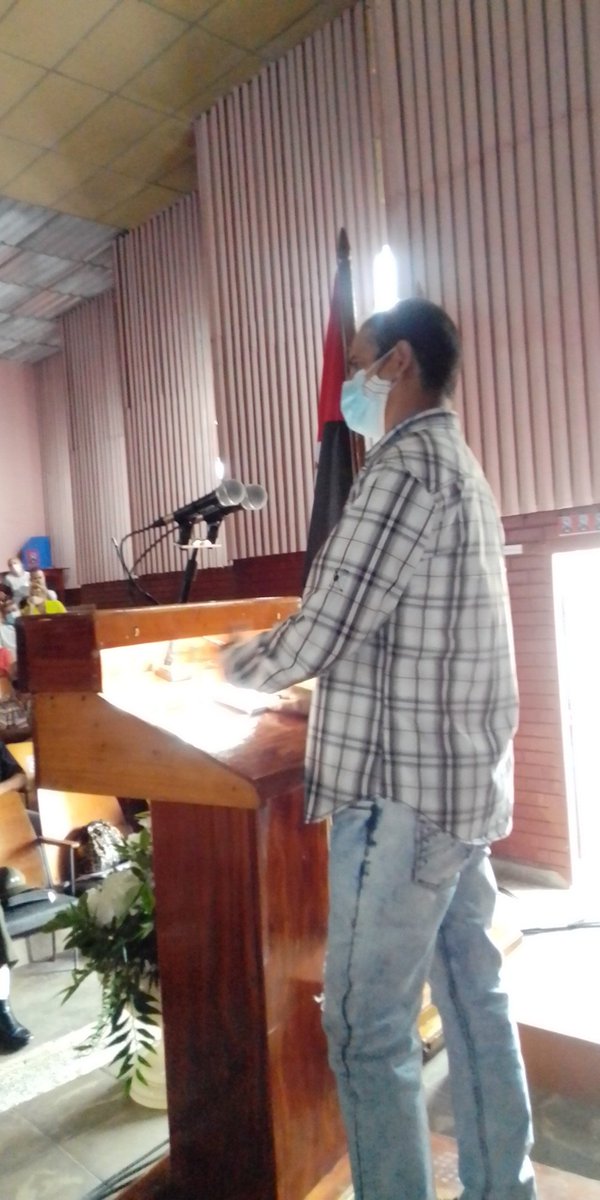 Colina_CTCuba's tweet photo. Yudelvis Rivero, miembro del Buró que atiende la actividad agropecuaria, hace análisis crítico del papel desempeñado en #Corralillo por el #PCC en la atención e impulso a la producción de alimentos y el programa cañero azucarero, cada núcleo y militantes tienen que ir al frente. https://t.co/fabQSFhR8l
