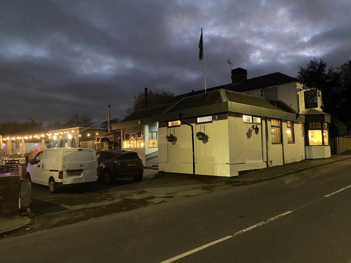 Gingerbeerking's tweet photo. Can’t praise this #pub enough @RobhoodAltofts  
Complete package #dog friendly 
Great #local #beers 
@tarn51brewing #altofts  @ChinChinBrewing @SmallWorldBeers 
@GoodBeerGuide 2022 https://t.co/FERAQtp2VO