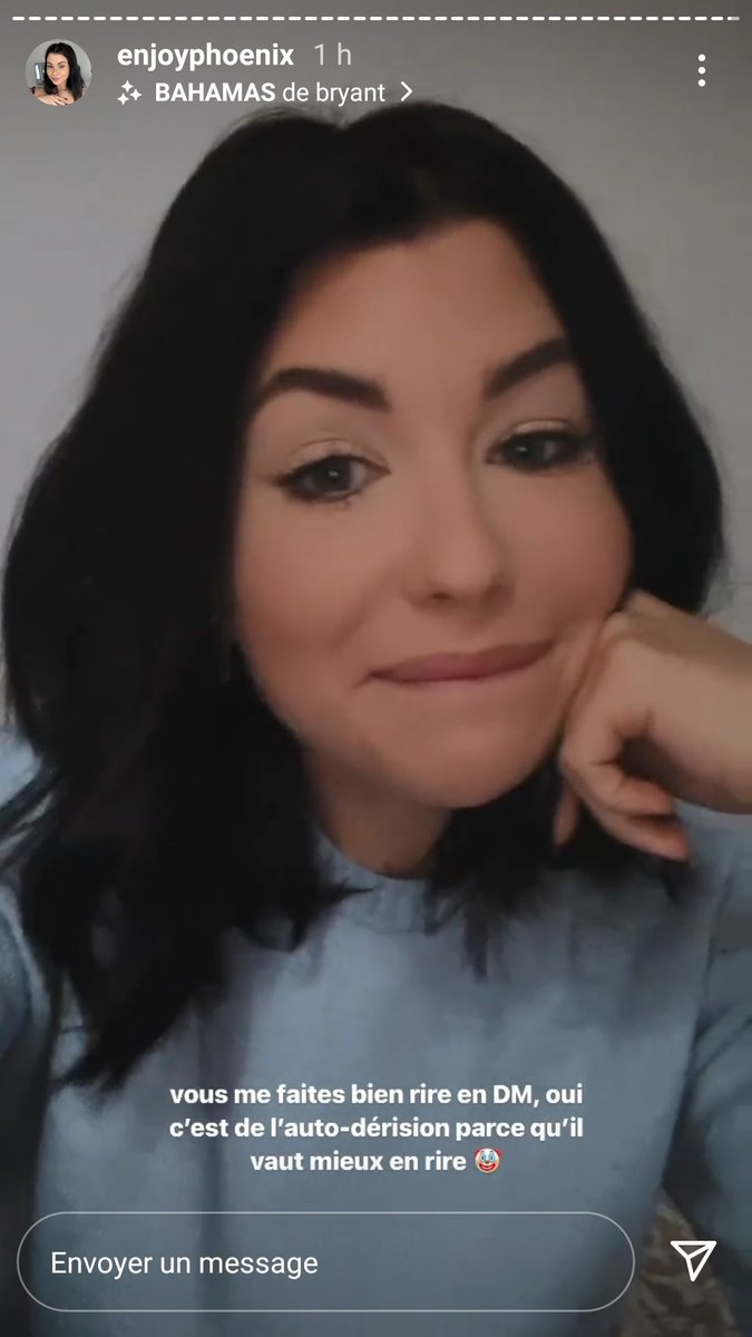 MayoPaillette's tweet photo. Quel rapport avec de l'auto-dérision ? La seule personne dont elle se moque c'est celle qui l'a dm, pas elle-même. Mais comment son mec peut supporter une fille pareille ????? Avec sa grosse bouche là #enjoyphoenix https://t.co/KugUQCcNZs