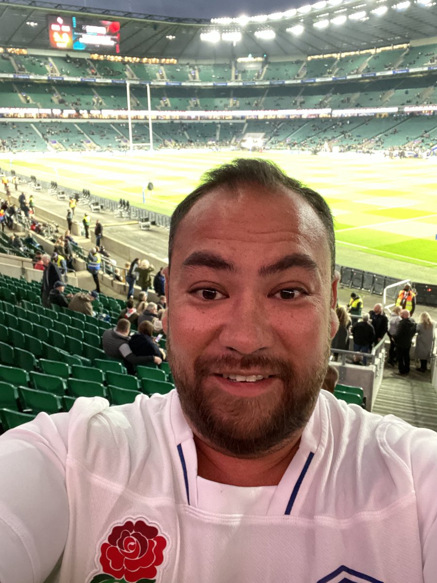 Nutterclutter's tweet image. ENGLAND!!! #welcomebackfans #England