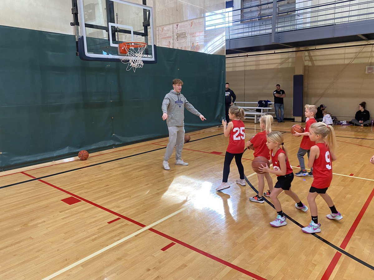 Midland University Men's Basketball tweet media