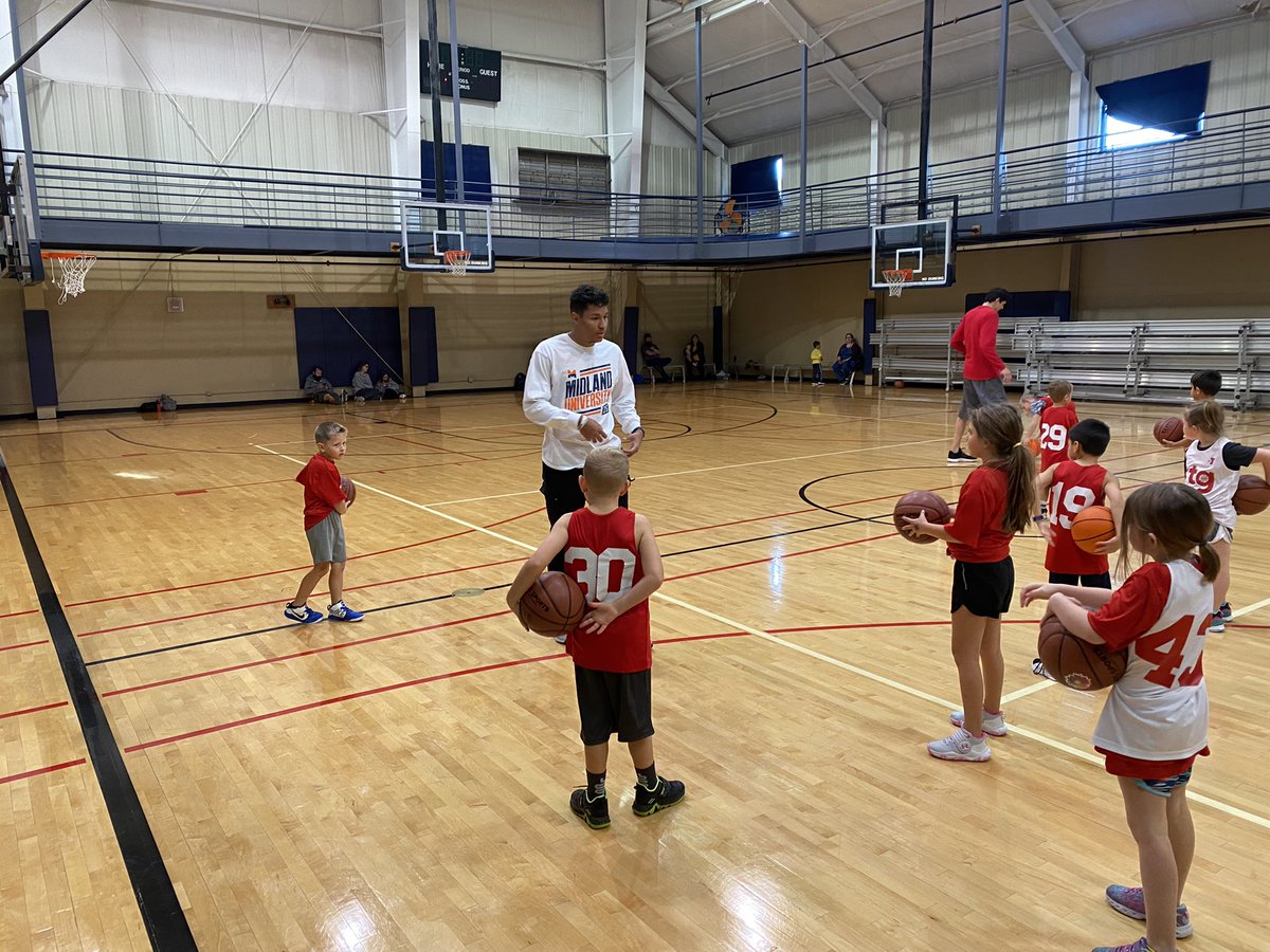 Midland University Men's Basketball tweet media