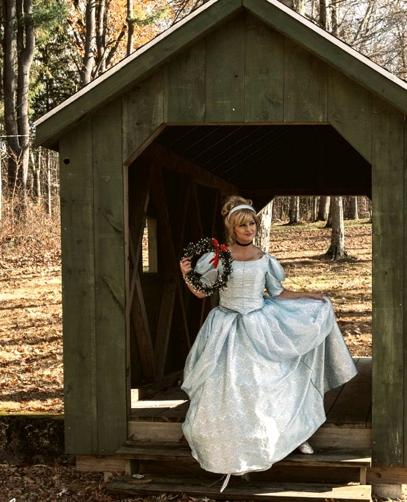 Our princesses love the holiday season!  We are available for meet and greets, birthday parties, venue appearances, and more!  We do sing-a-longs, photos, storytime and so much more!

#newcanaanct #seymourct
#princessbirthday #princessparties #partyprincess