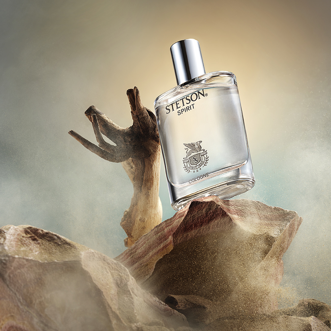 stetsonusa's tweet photo. Legendary spirit, modern wanderlust: itโs the call of the outdoors. Experience the Stetson Spirit. Available at the link in our bio and @walmart nationwide.
#stetsonspirit #stetsonfragrance #BeYourOwnLegend https://t.co/t9i6rBKOMA