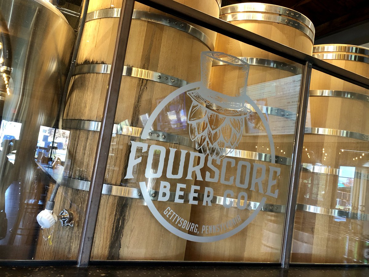 DestGettysburg's tweet photo. Even when it's pouring rain, our Adams County Pour Tour offer a li'l liquid sunshine. ☀️
#Gettysburg #AdamsCountyPA featuring
🍷 #PAWines 🥂 #PACider 🍺 #CraftBeer https://t.co/eW6WIv5zKV