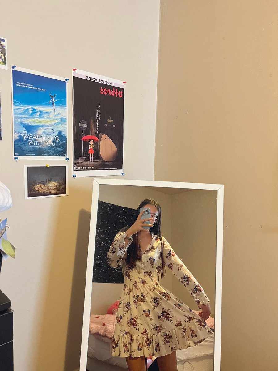 rubyoolong's tweet photo. it may hurt to exist today but at least this dress is pretty https://t.co/AypZL8AvwT