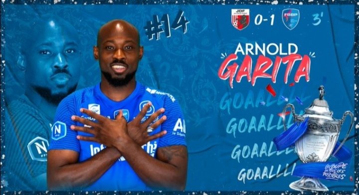 BUUUUUUUUT SIGNÉ ARNOLD GARITA !!!