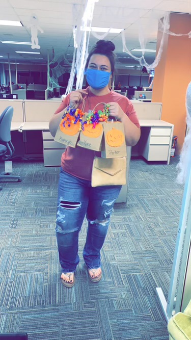 Cape 5 Direct Sales (@cape1ds) on Twitter photo Team Nicholbacks handing out some sweet treats for Halloween 🎃 👻 #ATTLife <a href="/Srfish119/">Steve fisher</a> Team Nicholbacks handing out some sweet treats for Halloween 🎃 👻 #ATTLife <a href="/Srfish119/">Steve fisher</a>
