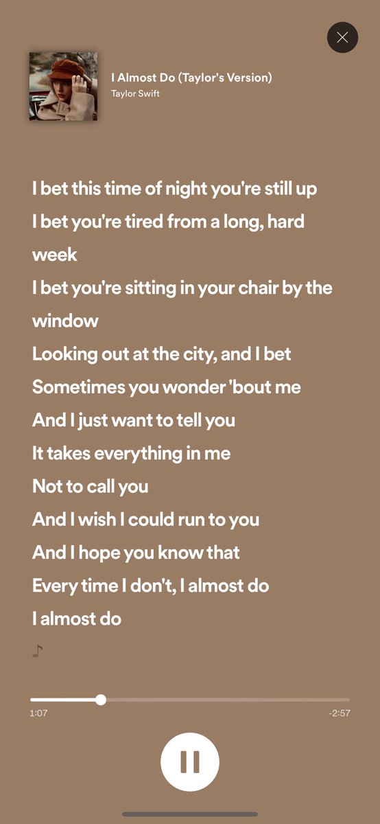 jamesearlreyes's tweet photo. Midnight saksakan ng puso with @taylorswift13 🧣

#IAlmostDo #RedTaylorsVersion https://t.co/BAwAJdsD4F