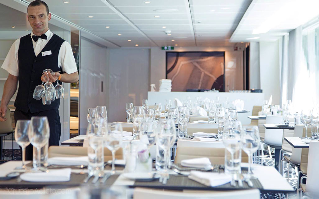 CruceroAdicto's tweet photo. Así fue nuestra experiencia en el primer crucero fluvial en español por el Rin de Emerald Spanic a bordo del #EmeraldSun. Estos fueron los detalles de la experiencia a bordo y las escalas ➽ https://t.co/VKwBVFLzEC
..
#cruceros @Emerald_Cruises https://t.co/smtVp3kOOp