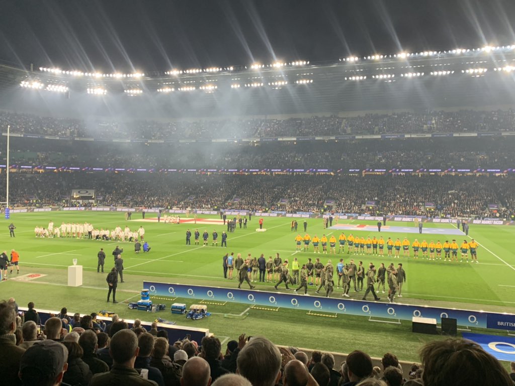 Great to be back at @Twickenhamstad - live rugby, a full house, a few cheeky <a href="/GuinnessGB/">Guinness GB</a> and some friendly Aussie banter - what’s not to love….a perfect day 🍻
<a href="/EnglandRugby/">England Rugby</a> <a href="/wallabies/">Wallabies</a>