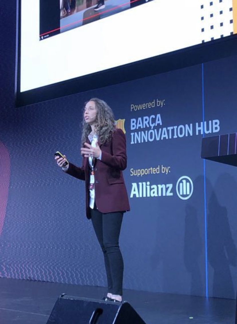 pilarhuemart's tweet photo. Gracias @BarcaInnoHub por darme la oportunidad de participar en este congreso.
Detrás un camino lleno de esfuerzos y delante un camino con ganas de aprender y sumar
Pero como dijo un sabio: “caminante no hay camino, se hace camino al andar.“
#readaptadora https://t.co/JhCPwTF1VT
