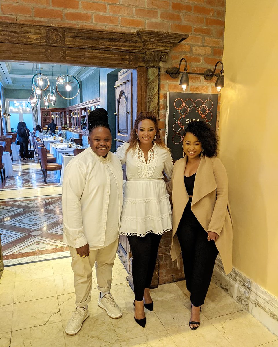 SibaMtongana's tweet photo. All things food and stuff like that ....Last night having special foodie and fun moments with the gorgeous and talented @thelazymakoti and @KeletsoMotau who came over for dinner @siba_restaurant... What an amazing time we had brought together by food ♥️♥️♥️🍽️🍷
#SibaTheRestaurant https://t.co/SjnKmVAGqw