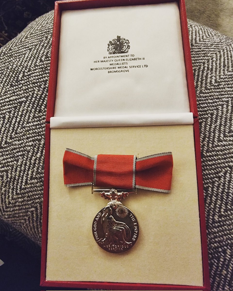 girlymicro's tweet photo. Suffered a lot for it before, during &amp; after the ceremony but still glad I managed the 15 mins it took to collect this yesterday. I remain so grateful to everyone that enabled this to happen. I don't manage anything on my own &amp; I'm surrounded by great people who wk tirelessly. https://t.co/cuKRs921Ap