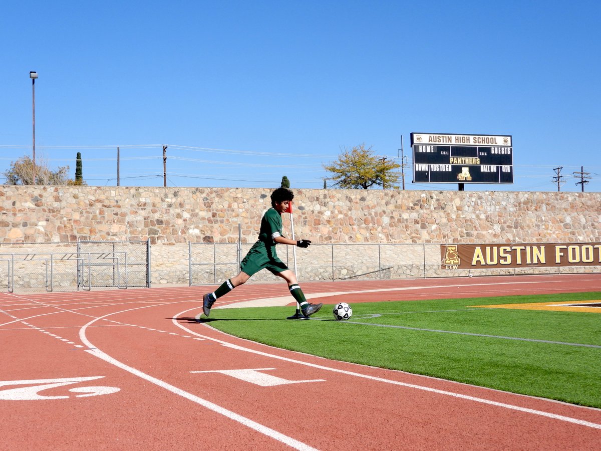 Ross_Journalism's tweet photo. @RossRebels  soccer at Austin High School today https://t.co/dcaV2hBlDD