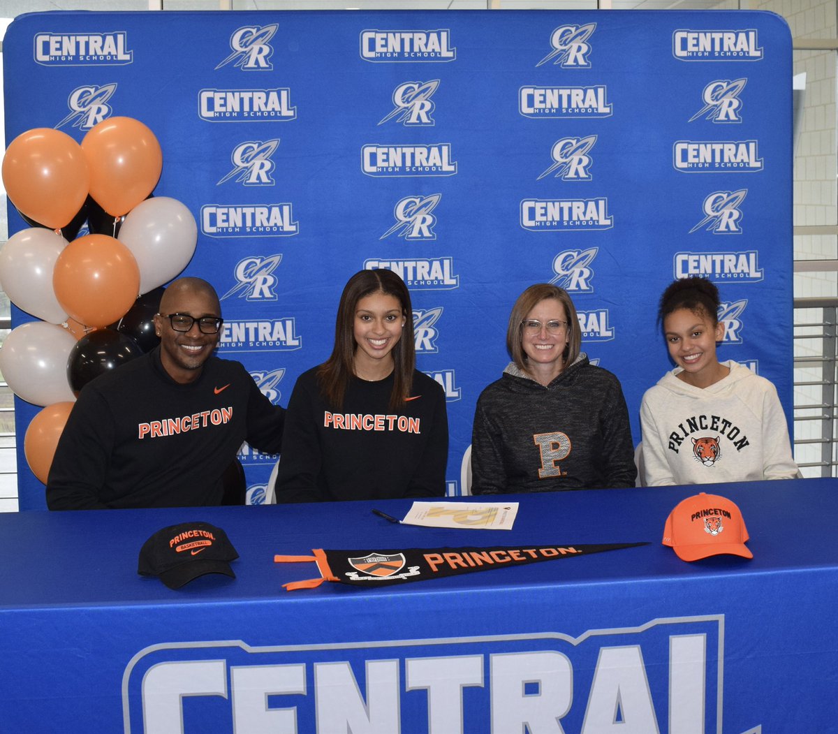 NEW JERSEY HERE I COME 🧡🧡 beyond blessed to make it official! <a href="/PrincetonWBB/">Princeton WBB</a>