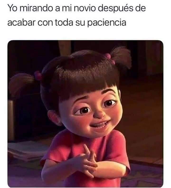 LauKatalu's tweet photo. ¿No les pasa ? 
Hoy es Sábado De estar en casa 🥴 tengo un cansancio en los pies fatal. https://t.co/n9rFe42evN