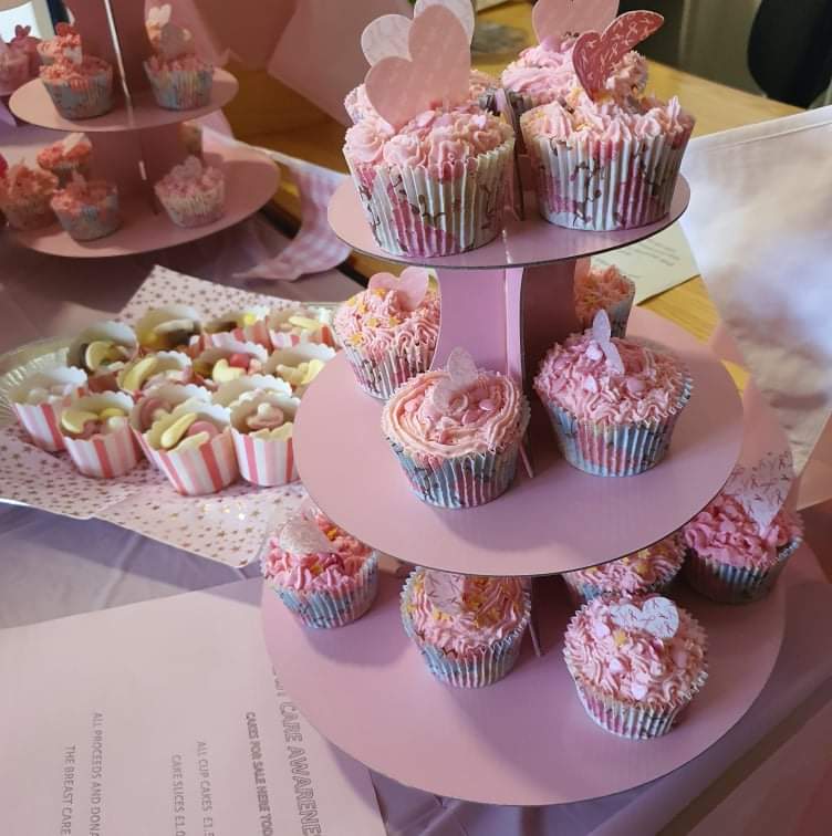 babs8505's tweet photo. Can't believe we raised so much in just 2 hours... Proud of our Nurse Bank team @HInwood_UHNM @scott1purser @TracyBullock12 @Jane_haire https://t.co/9Sir8ej0fl