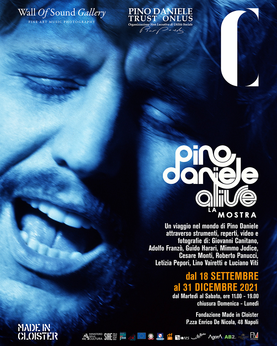 PINO DANIELE ALIVE – LA MOSTRA è un progetto espositivo multimediale con attività esperienziali e di formazione musicali. Info e Prenotazioni madeincloister.com/book-online