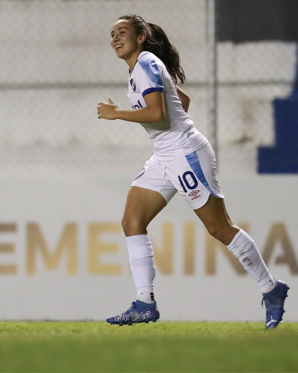 laabdon's tweet photo. ¡GANÓOOO NACIONAL! 🎉

Las bolsilludas se clasificaron a la semifinal la Copa #Libertadores Femenina 

Tras ganarle 2-1 a Deportivo Cali 🇨🇴.
⚽️ Los goles fueron convertidos por Yamila Badell y Esperanza Pizarro.

¡Felicitaciones gurisas! 🔵⚪🔴 https://t.co/FEfqyPPoAx