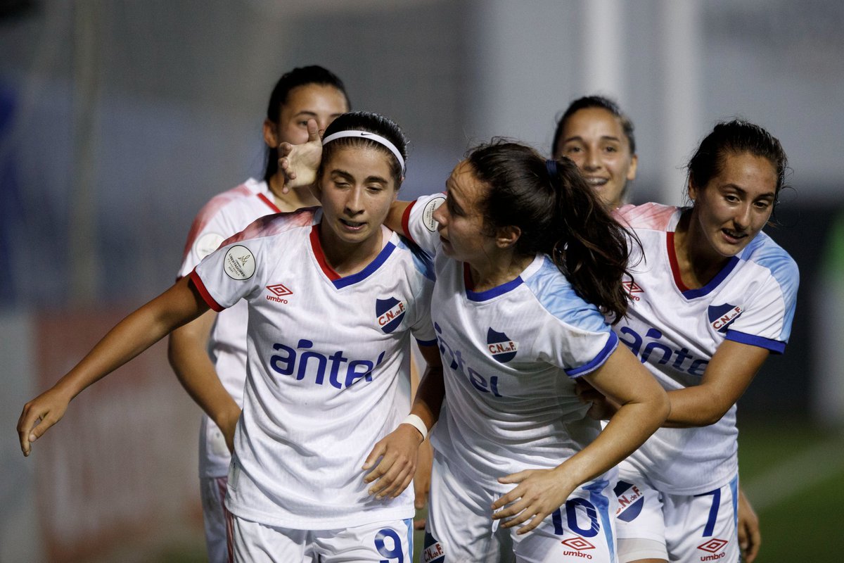 laabdon's tweet photo. ¡GANÓOOO NACIONAL! 🎉

Las bolsilludas se clasificaron a la semifinal la Copa #Libertadores Femenina 

Tras ganarle 2-1 a Deportivo Cali 🇨🇴.
⚽️ Los goles fueron convertidos por Yamila Badell y Esperanza Pizarro.

¡Felicitaciones gurisas! 🔵⚪🔴 https://t.co/FEfqyPPoAx