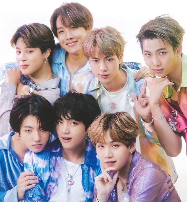 btsfr9mis's tweet photo. hi !! this is a new account dedicated to #BTS and #FROMIS_9, please rt to spread the word! <3 https://t.co/tcq73hJEan