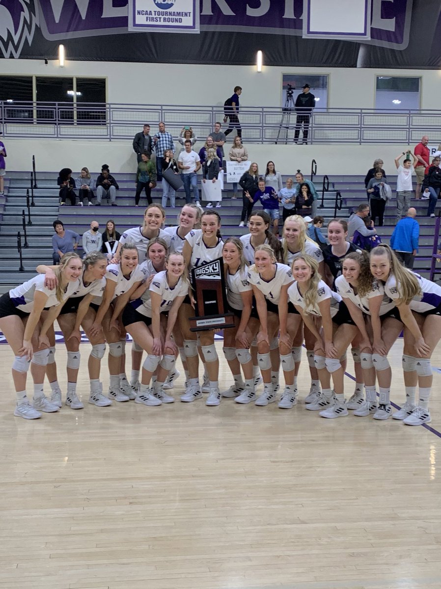 BigSkyVB's tweet photo. .@weberstatevb has claimed a share of the Big Sky regular-season title with today’s victory 🏆 https://t.co/eIkTPqwzi9