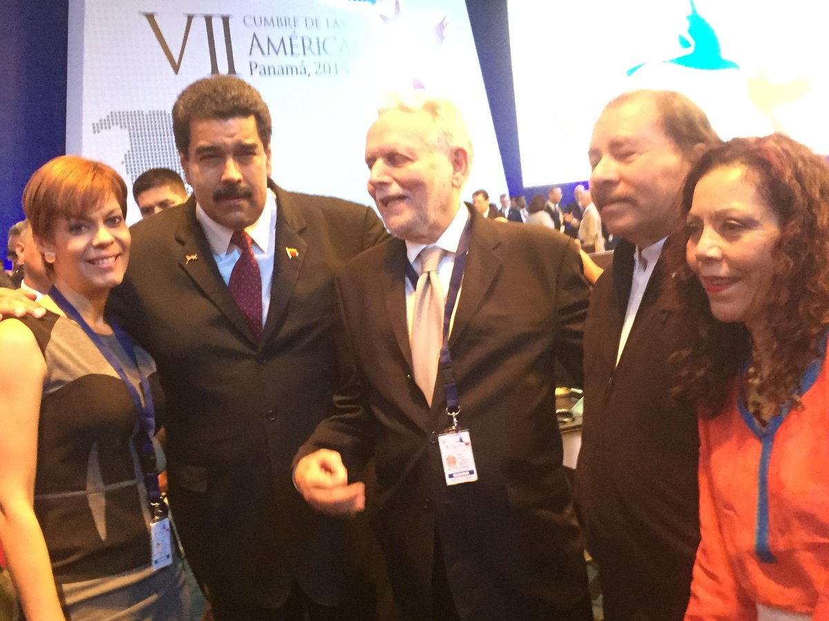 AlexDelgadoPR's tweet photo. Daniel Ortega (segundo desde la derecha) encareló a sus opositores antes de las elecciones, arrestó estudiantes que se pronunciaban en su contra y ganó en Nicaragua con el 75% de los votos. Eso lo llaman algunos sectores en Puerto Rico "ganar limpiamente". https://t.co/4lzzOq5Bho