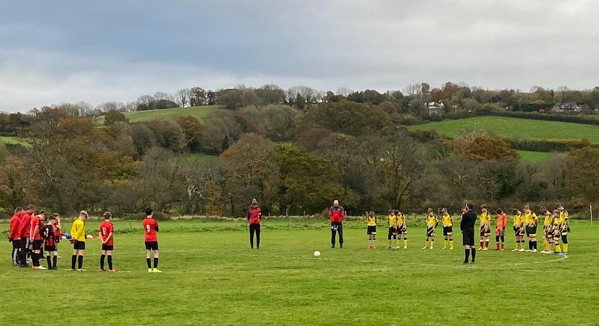 prettejohn's tweet image. Proud of my team today observing a minutes silence at Crowndale before their game for #ArmisticeDay. Cracking game too ending in a 4-3 win. @TavyCommunityFC
