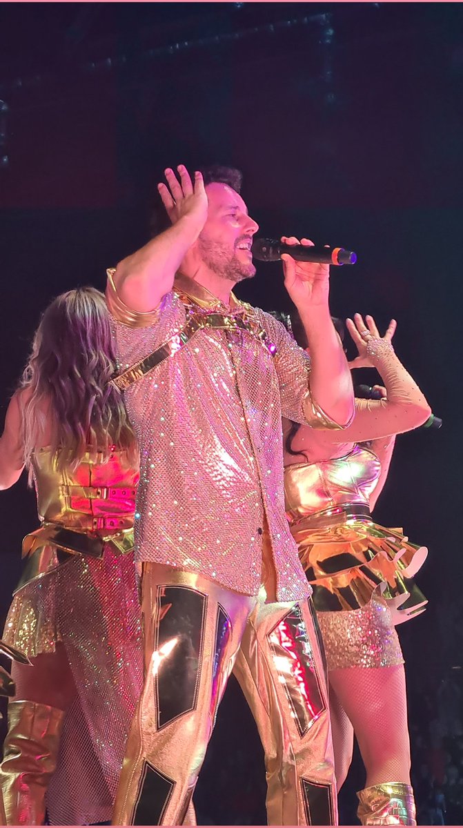 FansSteps's tweet image. I just love them @OfficialSteps @LSLofficial @Faye_Tozer @Ianhwatkins @_ClaireRichards @llatchfordevans