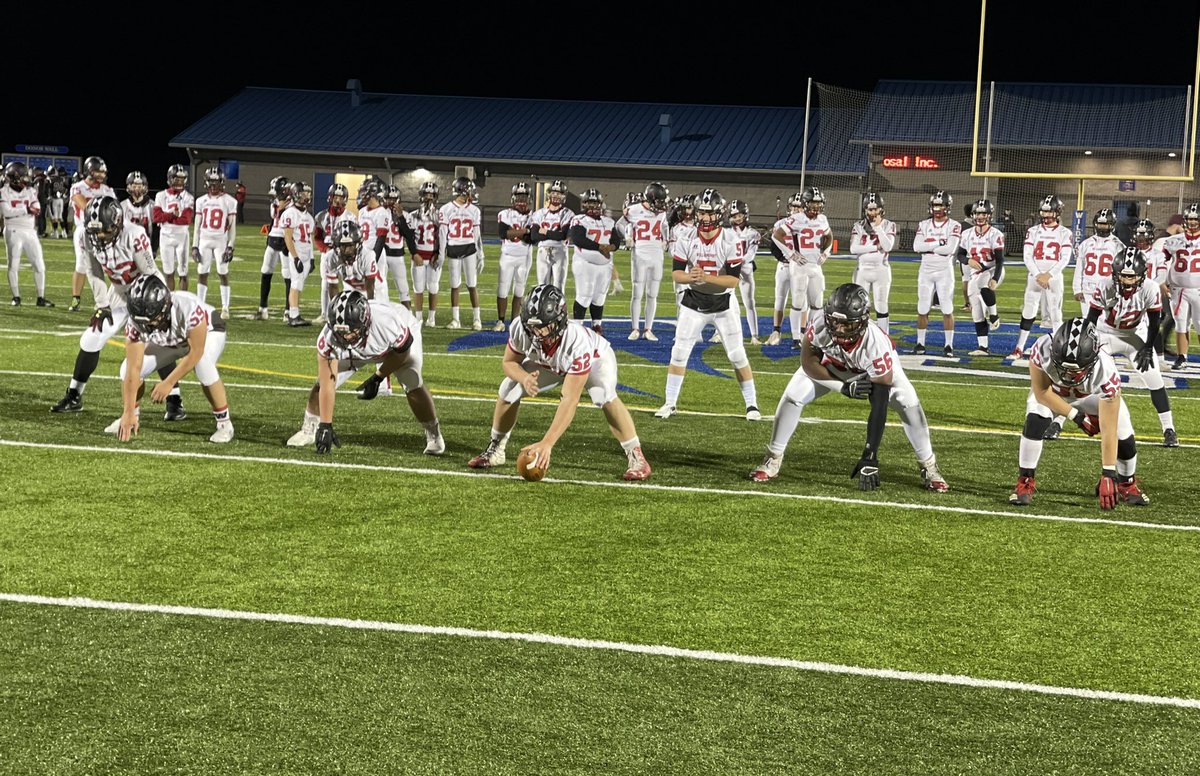 CoachMcCabeOL's tweet photo. Canβt thank this group of young men enough. 4 out of 5 played their last game together fighting until the end. They dedicated 4+ years of hard work effort, and commitment to their team and school. Blessed and proud to have been their coach! #onelineoneheartbeat https://t.co/qibC613Yrk