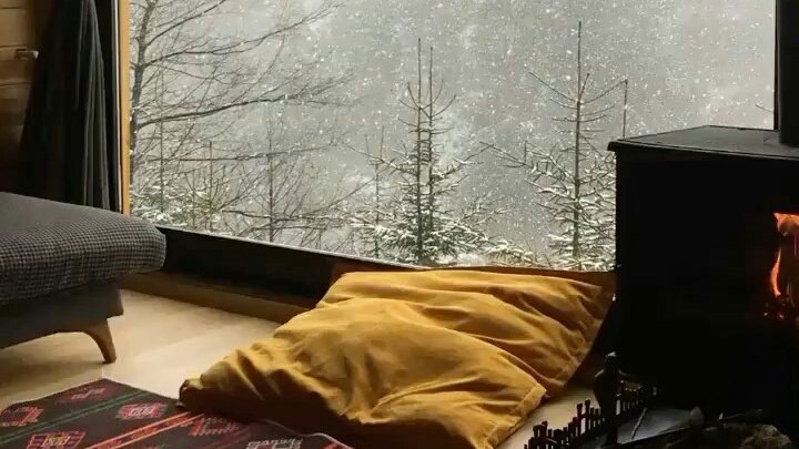 shewearprada's tweet photo. Happy fall and a cozy weekend 🕯☕☁️🍷🍂 https://t.co/HOCE6CRwMV