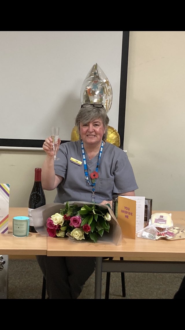 MsLynneBarnes's tweet photo. This is Kate. Kate has done over 3000 zoom calls during covid times. This has resulted in over 10,000 family members (and pets) see and speak to their loved ones in hospital @SONHStrust thank you Kate - you have been amazing 🙏🖤🌈 https://t.co/eL8gwBTQi7