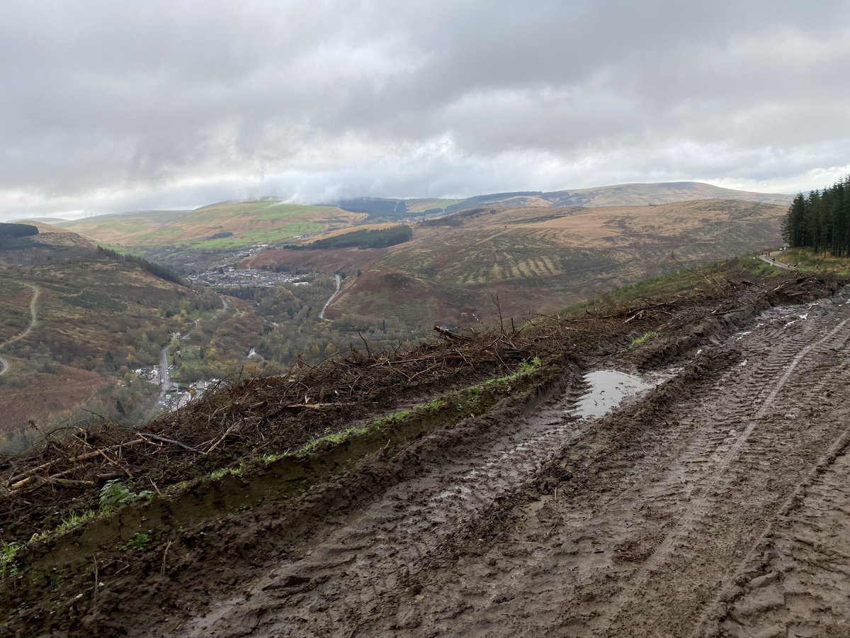 nattack80's tweet photo. @hoka @ToughRunnerUK superb event today running the hills of Adam valley. We have one beautiful country. #triathlon #wintertraining #mudmudandmoremud https://t.co/88AJ43aX7J