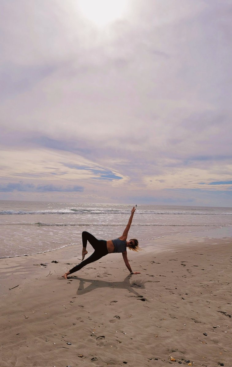 Progress Not Perfection
🙏🧘‍♀️☀️🌊
Happy #Stretchysaturday❤
I could never have imagined the kinds of results @MyPeakChallenge & this amazing community would have on my life!
Stronger, Healthier, Happier& definitely Stretchier😘🙌🤙
#mypeakchallenge
#MPC2021
#SamHeughan
@SamHeughan