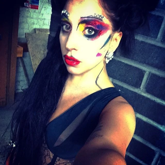 ThrowbacksGaga's tweet photo. 📸On this day, 7 years ago: @ladygaga posts to Instagram:
"#FarewellARTPOP you make my heart stop" https://t.co/SZPFIM8sXn