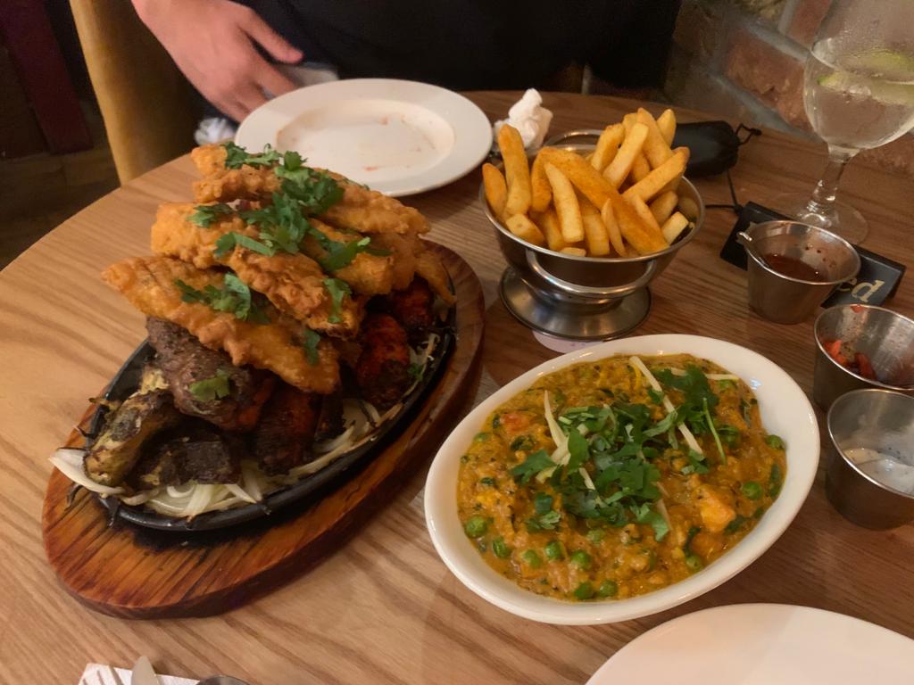 MattCooperBites's tweet photo. 🚨COMPETITION TIME

I’m giving you the chance to win a £30 mixed grill voucher to be redeemed at your favourite desi pub. No winner was claimed last time! 

To enter: 
✅RT this tweet 
✅Follow me

Competition ends Nov 30th 7pm and the winner will be announced in the next episode https://t.co/CyvxEkeoHx